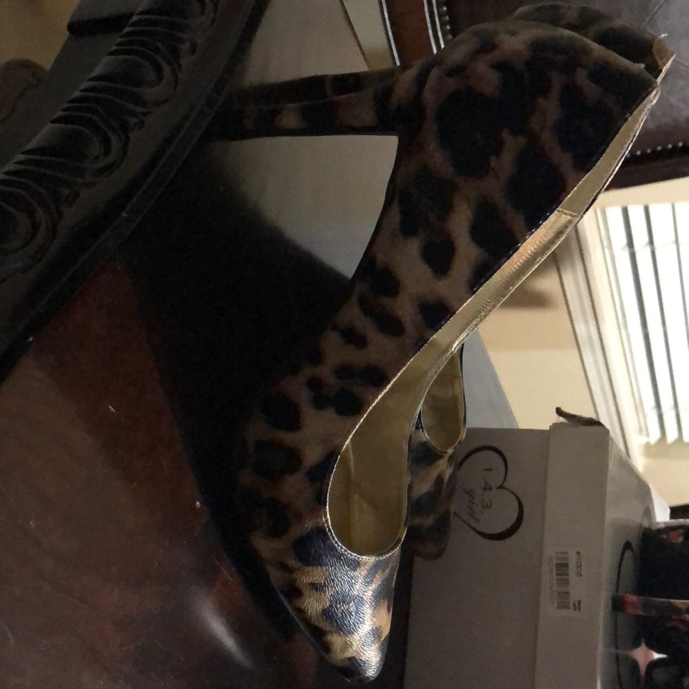 Leopard heels - Picture 3 of 3